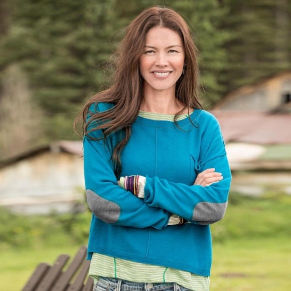 Sundance Sweaters - Sundance Light Weight Sweater